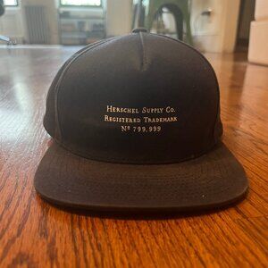Herschel Supply Company Snapback in Navy